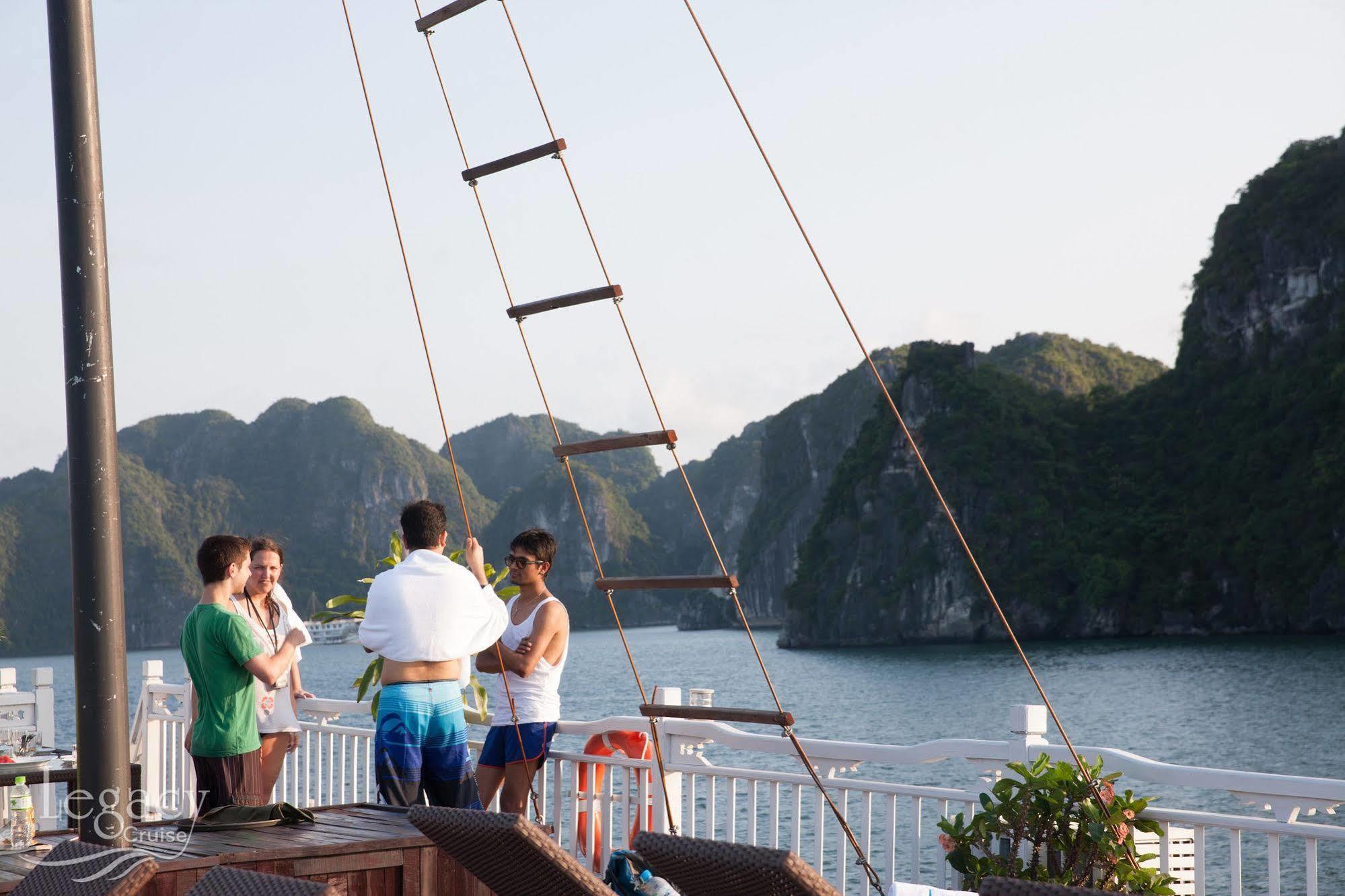 Hotel Legacy Cruise Ha Long Exterior foto